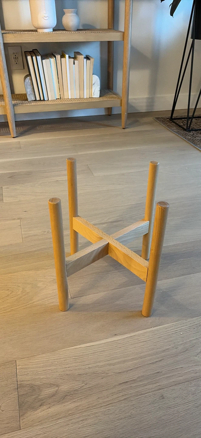 Wooden Plant Stand 10-11” plant pot