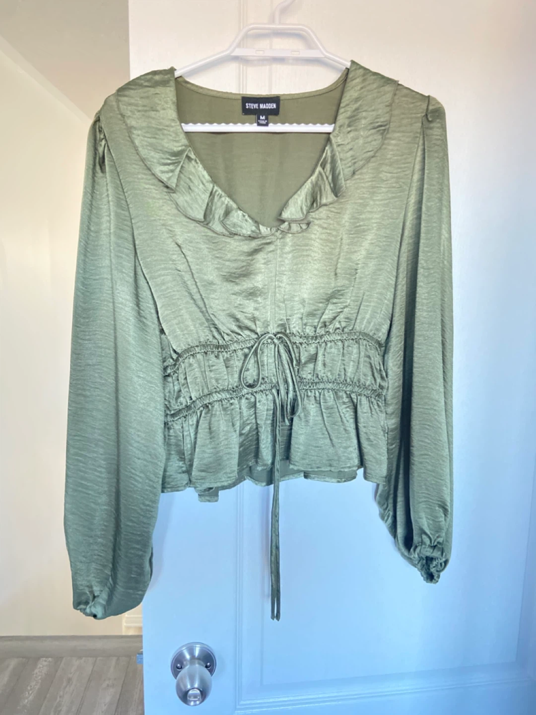 Steve Madden Olive Green Ruched Blouse Size Medium