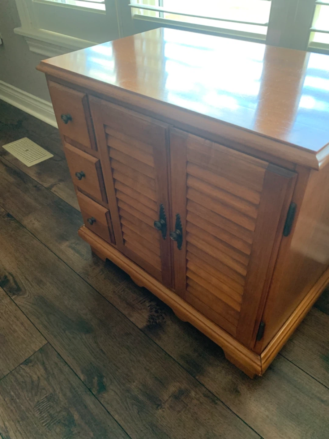 Side Table/Storage Cabinet