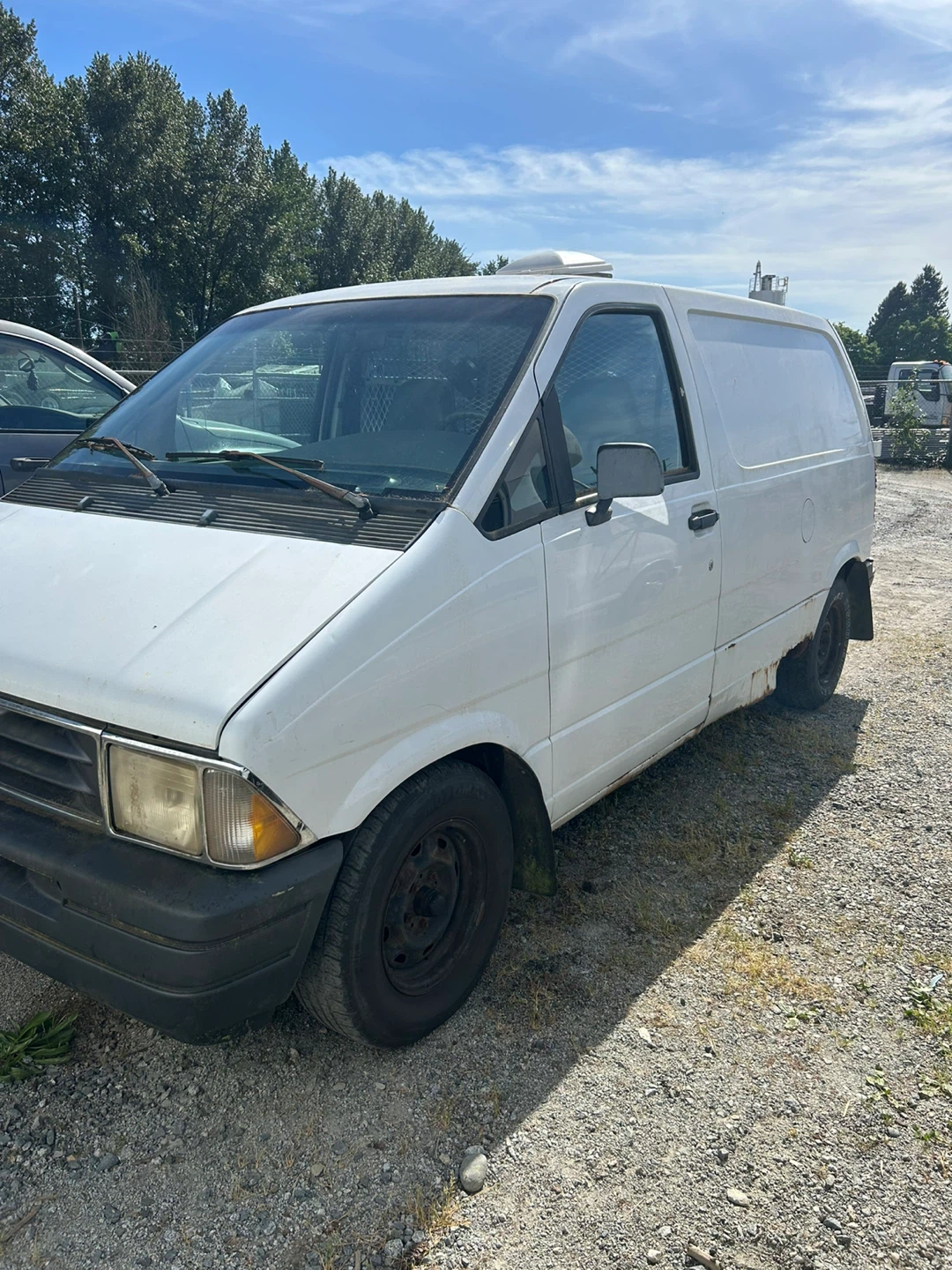 White Ford Econoline   Van