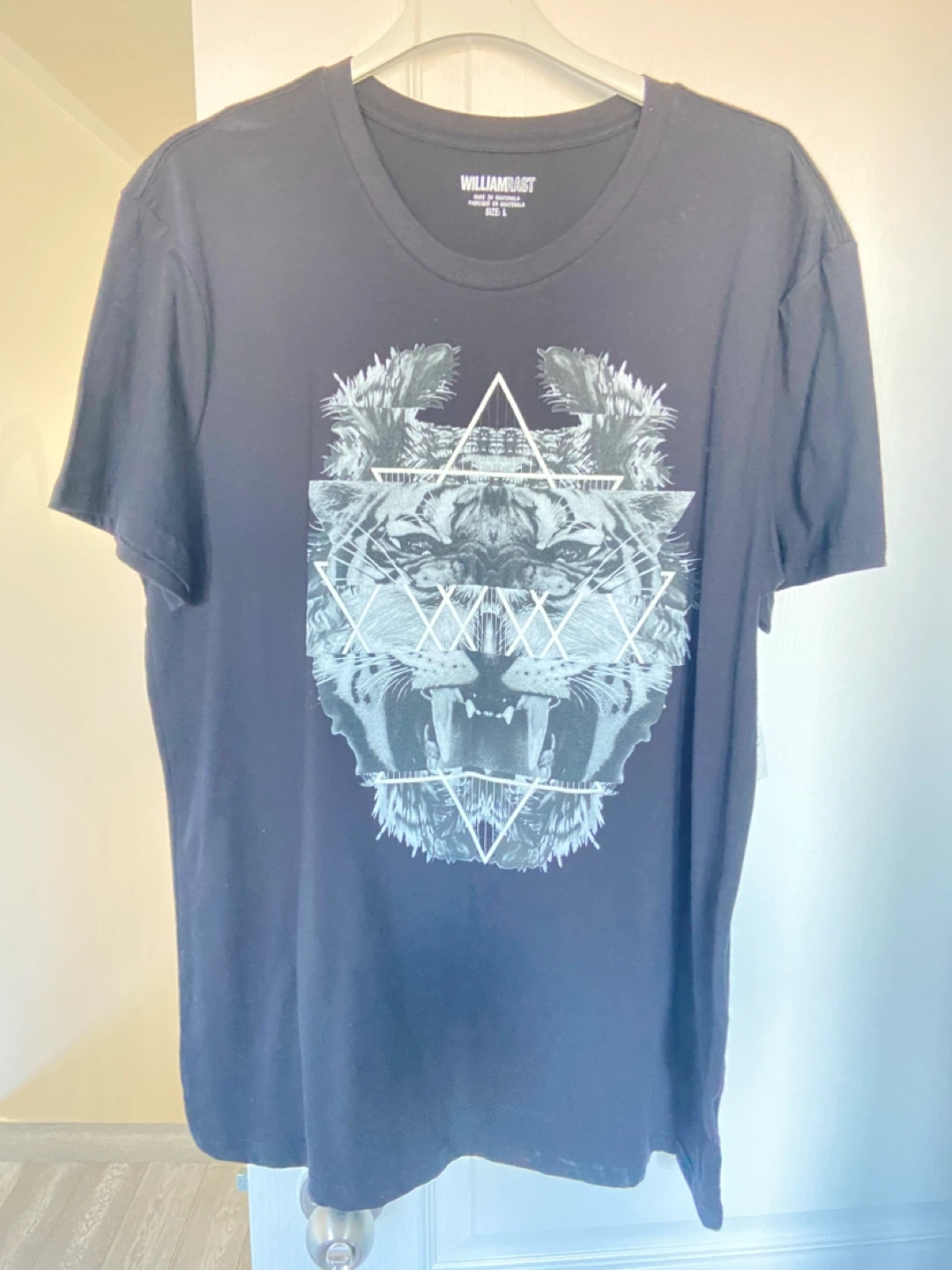 William Rast Graphic T-Shirt - Black - Size L