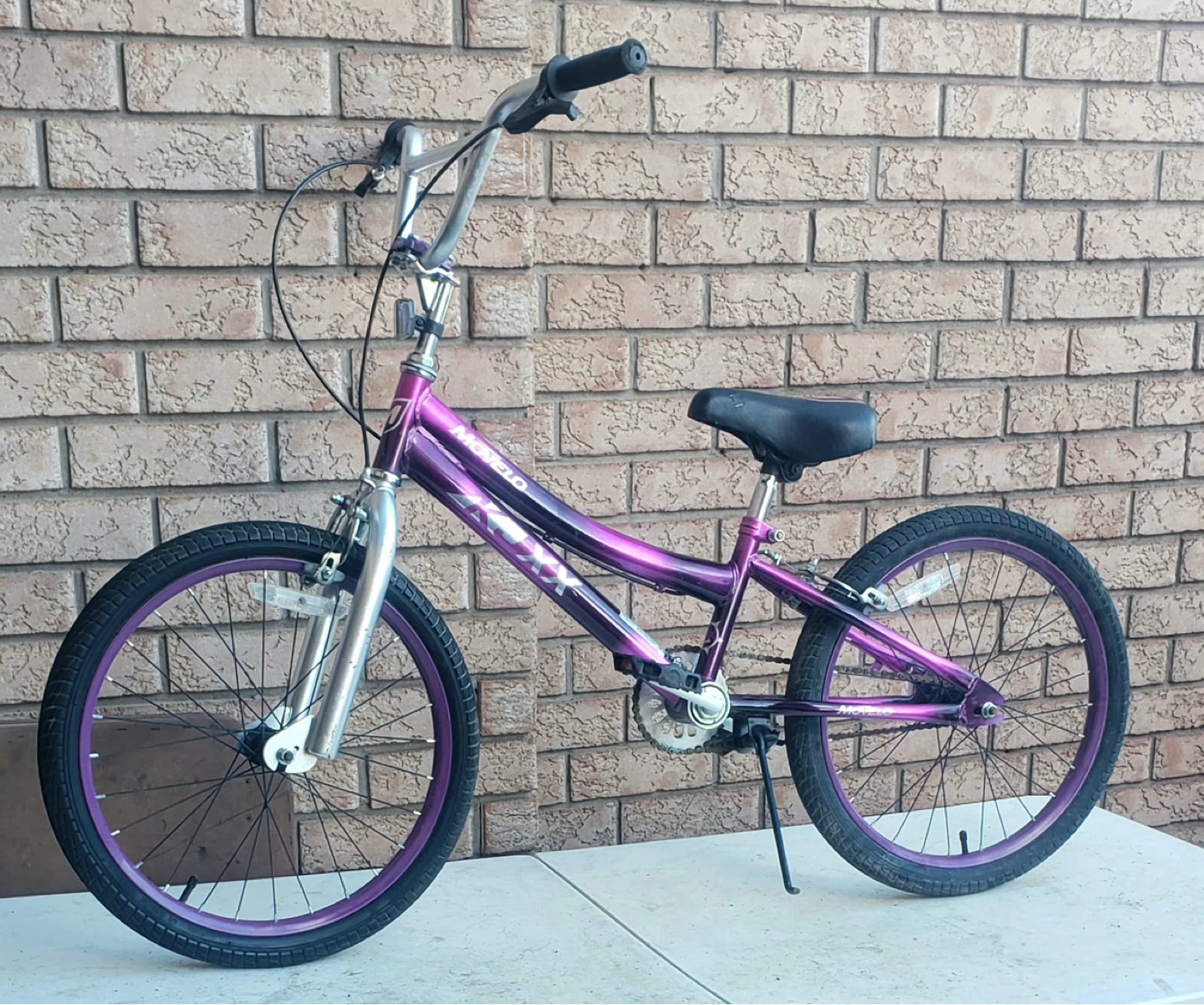 Purple Nova Kids Bike