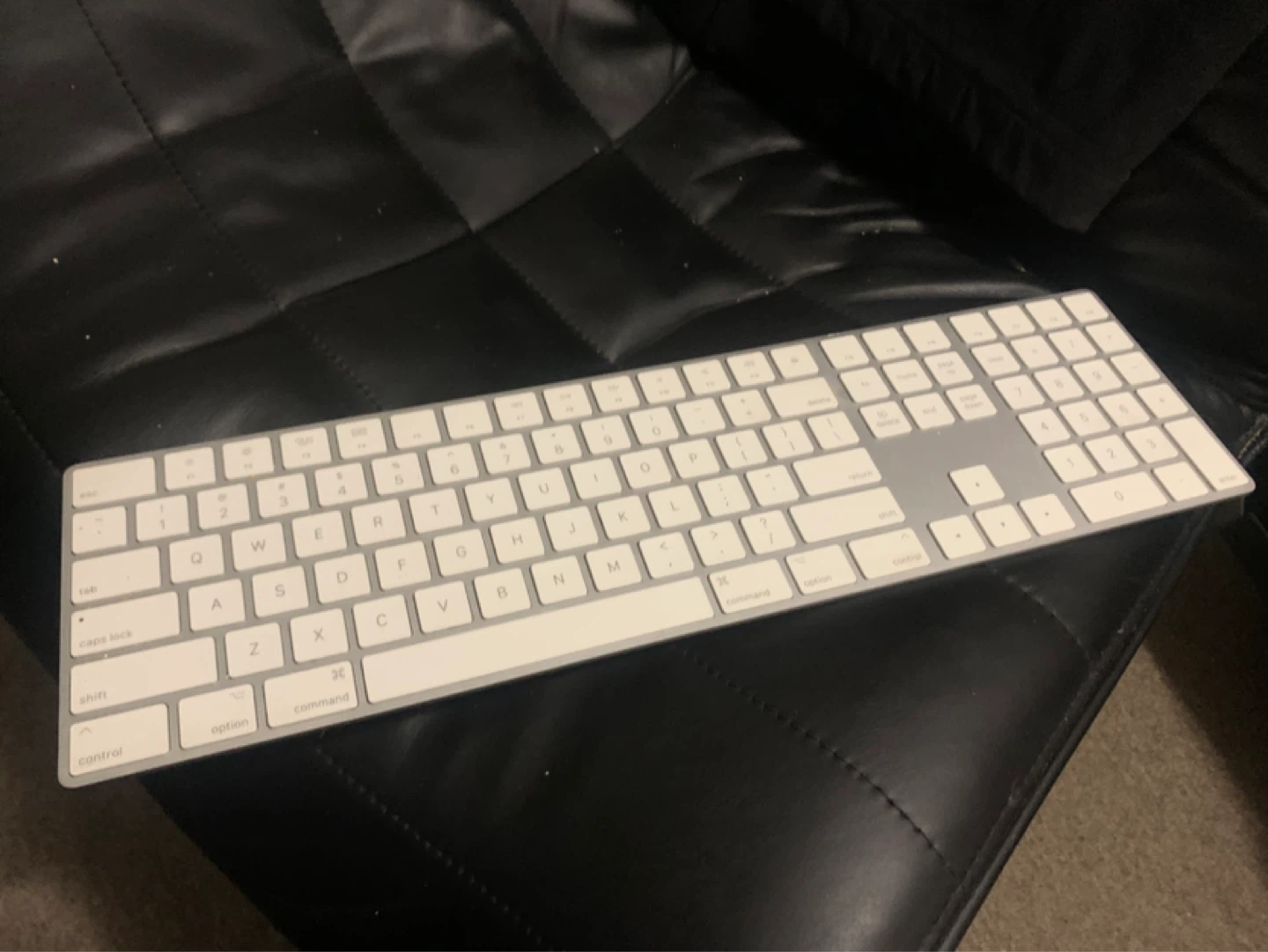 Apple Keyboard with Numeric keypad