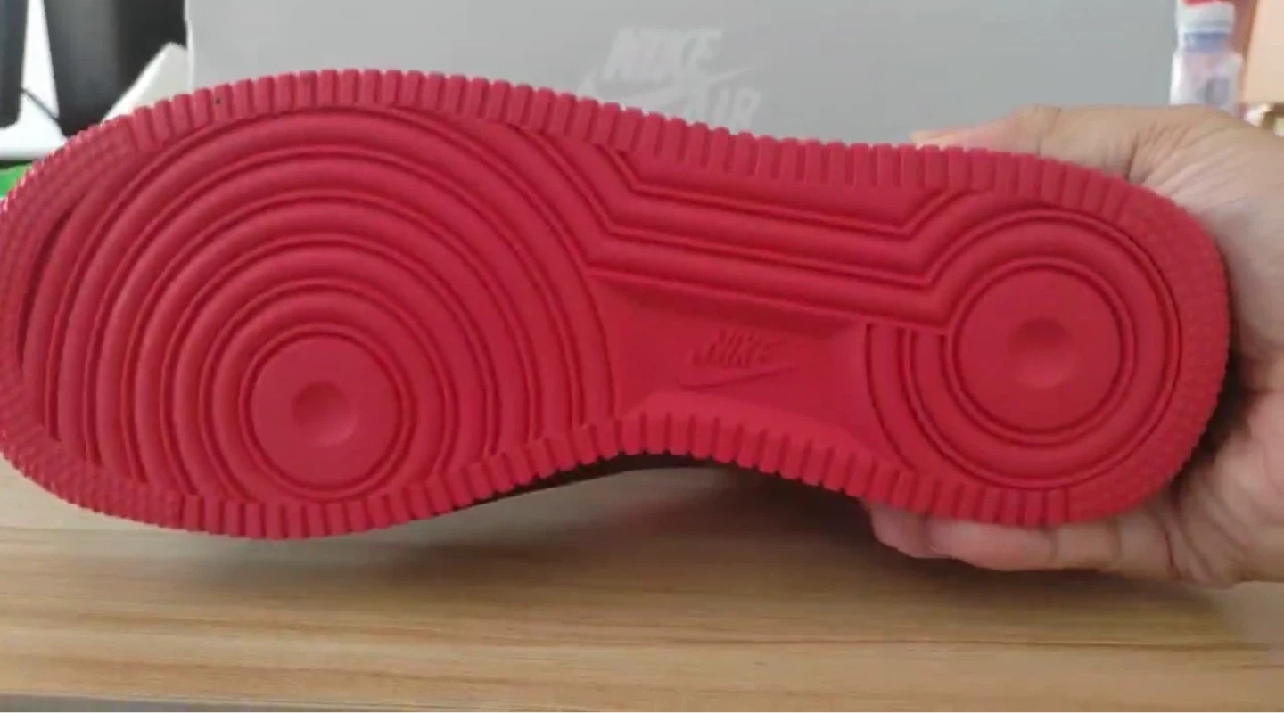Nike Air Force 1 Low Sneakers - Black and Red - photo 4