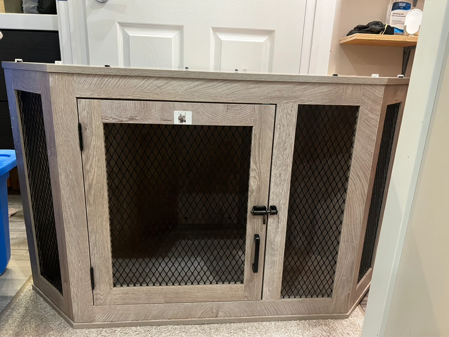 Furniture Corner Dog Crate - Medium to small dogs