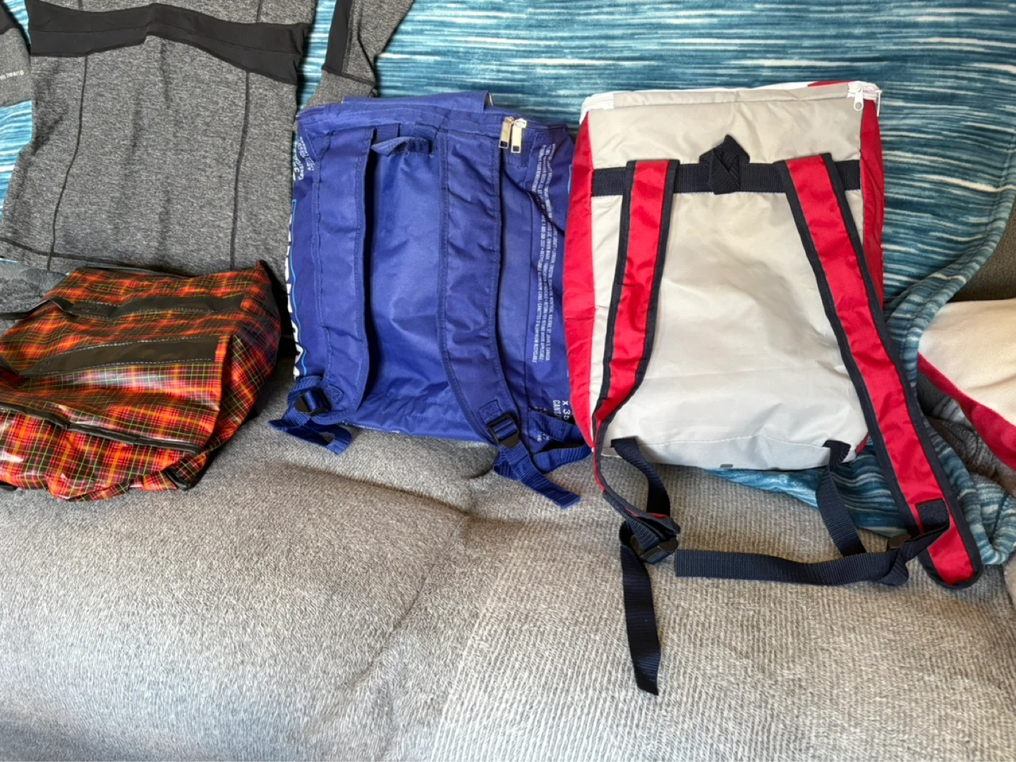 Molson Canadian & Bud Light Cooler Bags - photo 2