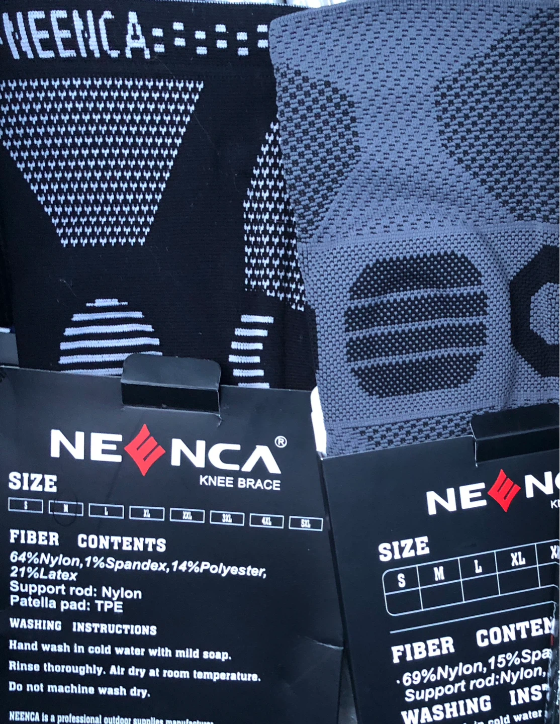 Neenca  knee support with patella and side support
