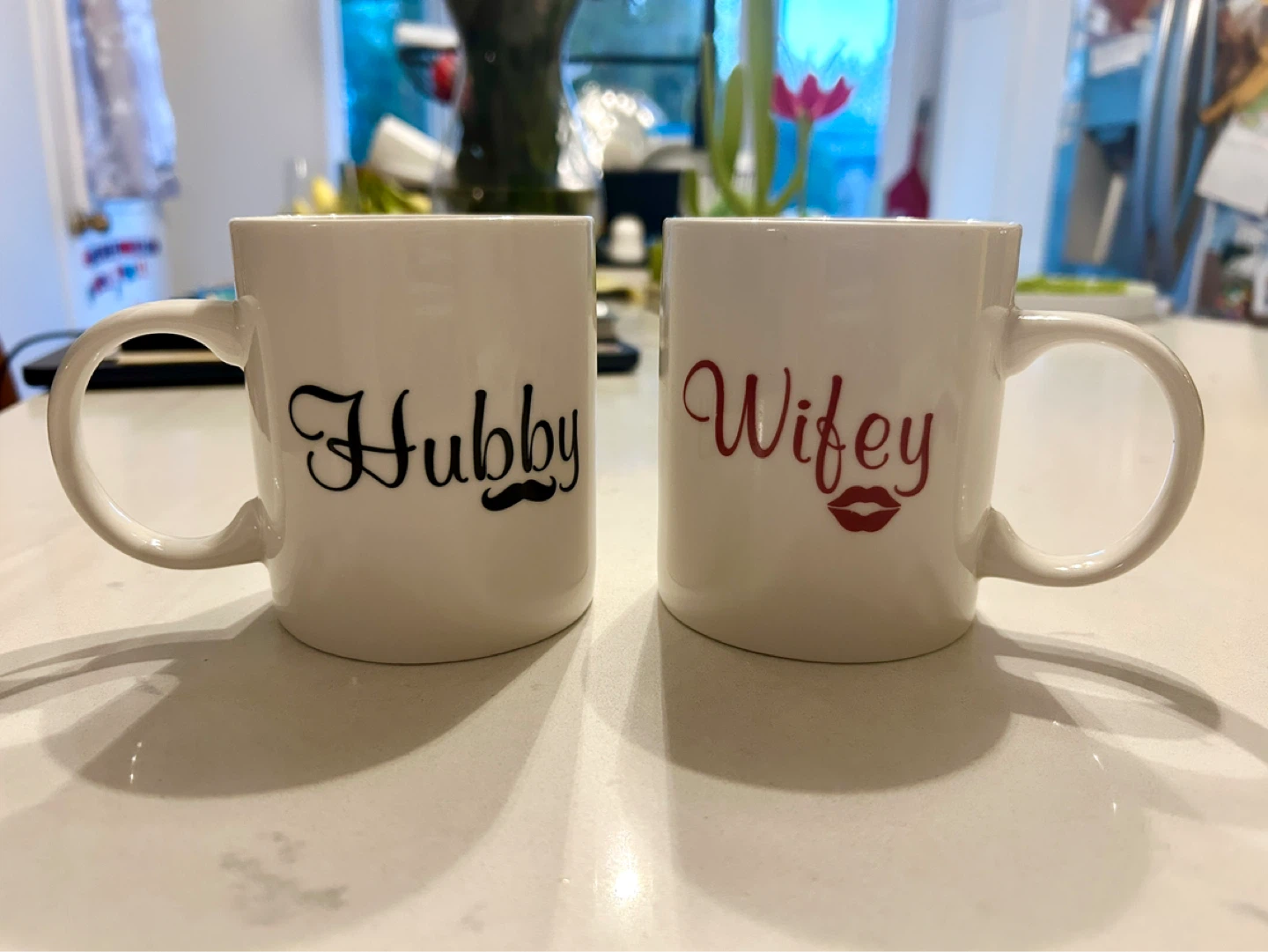 "Hubby" & "Wifey" Mug Set