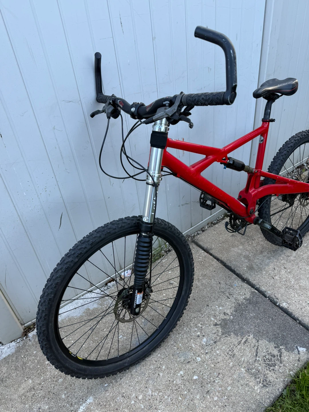Red Full Suspension cannondale Mountain Bike - photo 2