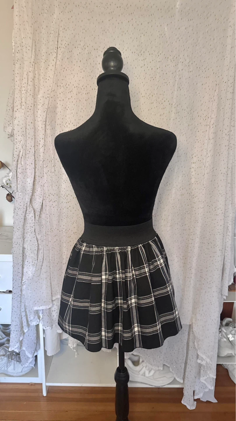 Black Plaid Pleated Mini Skirt - photo 4