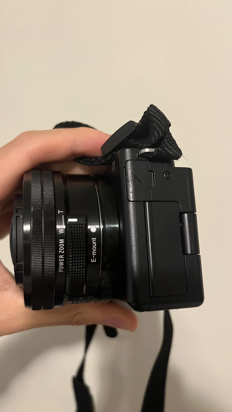 Sony ZV-E10 camera + kit lens - photo 5