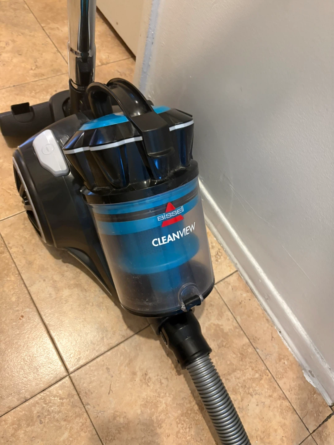 Bissell CleanView Vacuum Cleaner-Moving OUT - photo 4