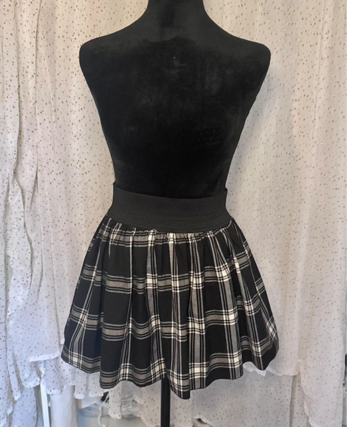 Black Plaid Pleated Mini Skirt