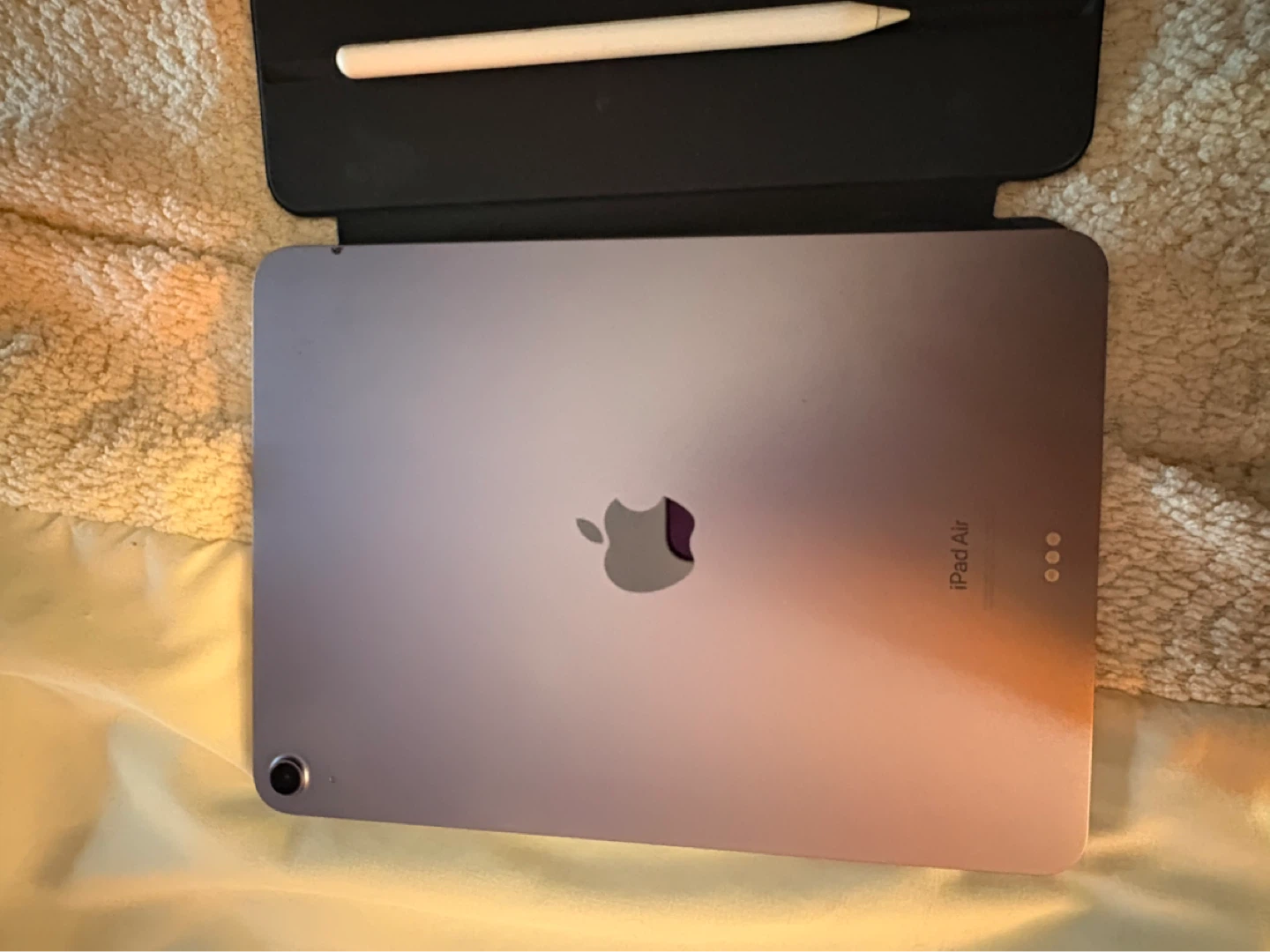 Apple iPad Air (Purple) with Keyboard Case and Apple Pencil - photo 2