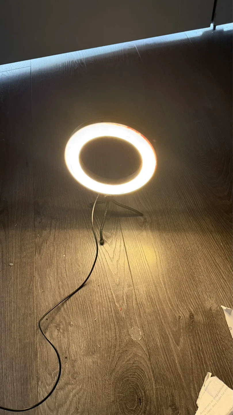 Ring Light with Tripod - photo 5