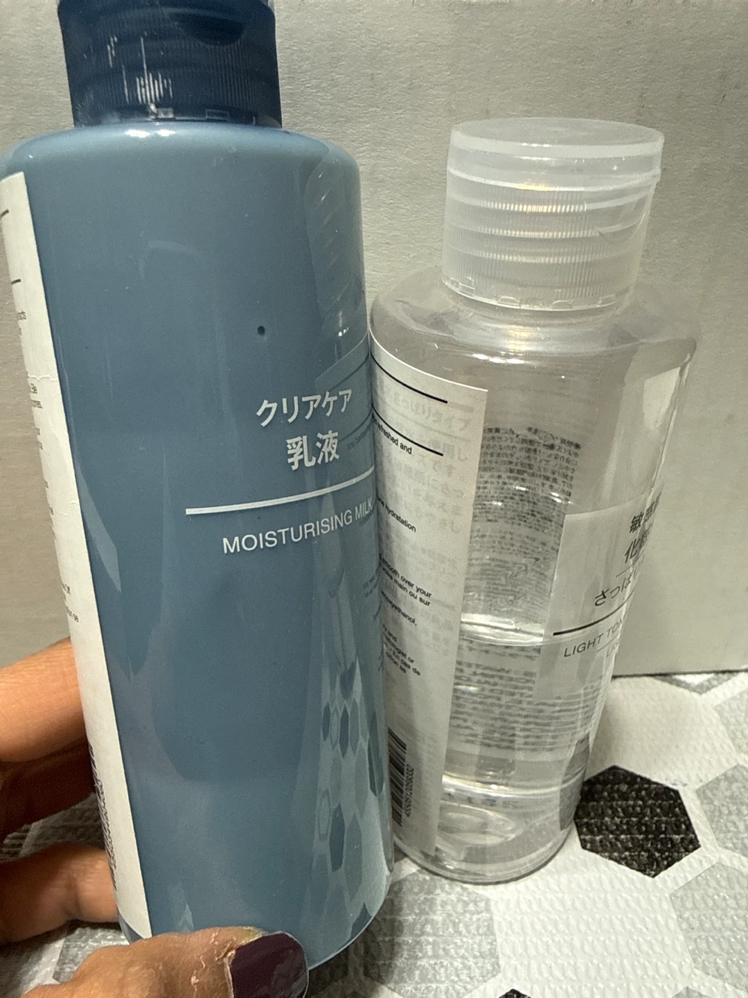 MUJI Moisturising Milk and Light Toning Water - photo 3