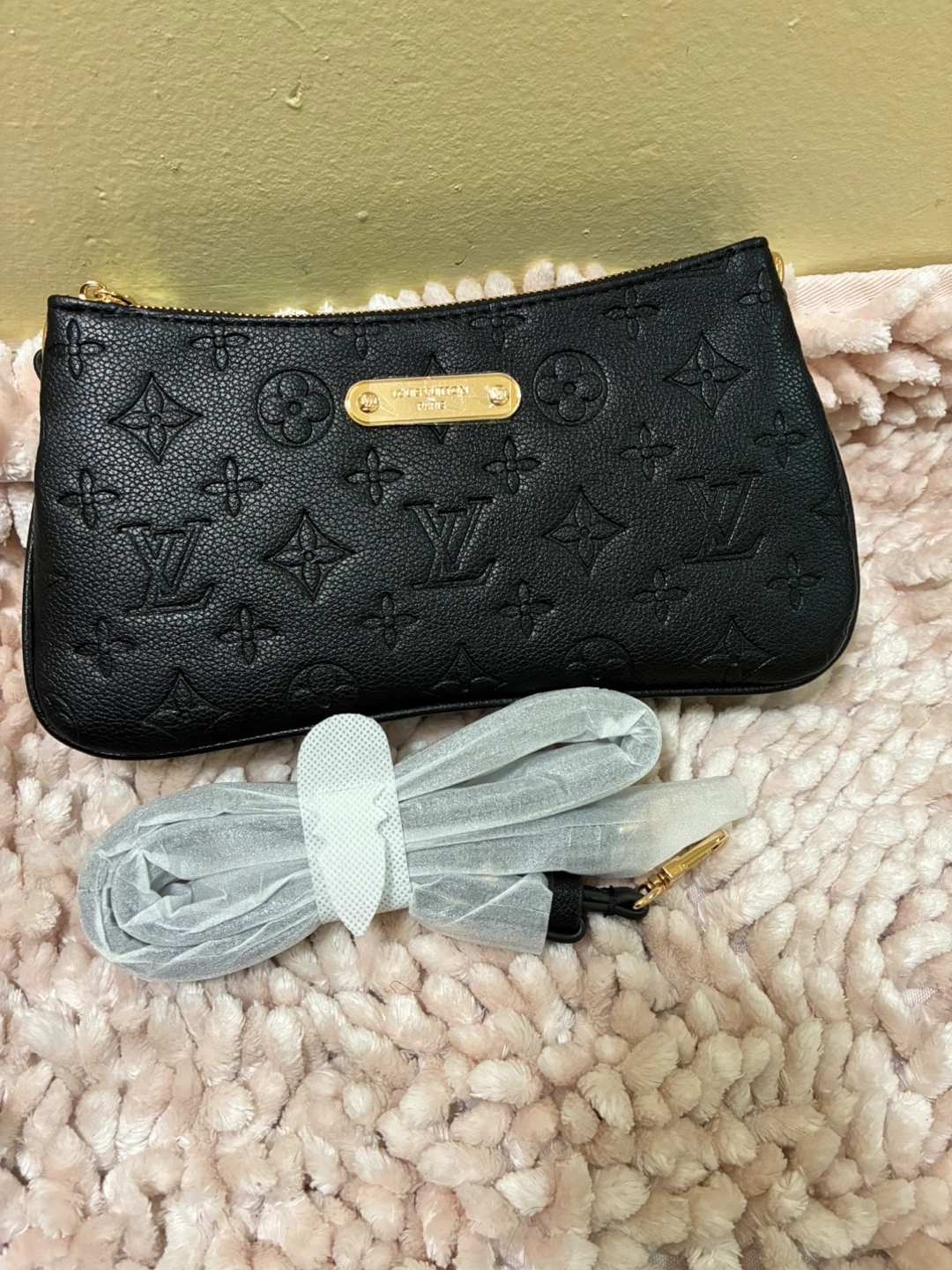 Louis Vuitton Pouch - Black - photo 3