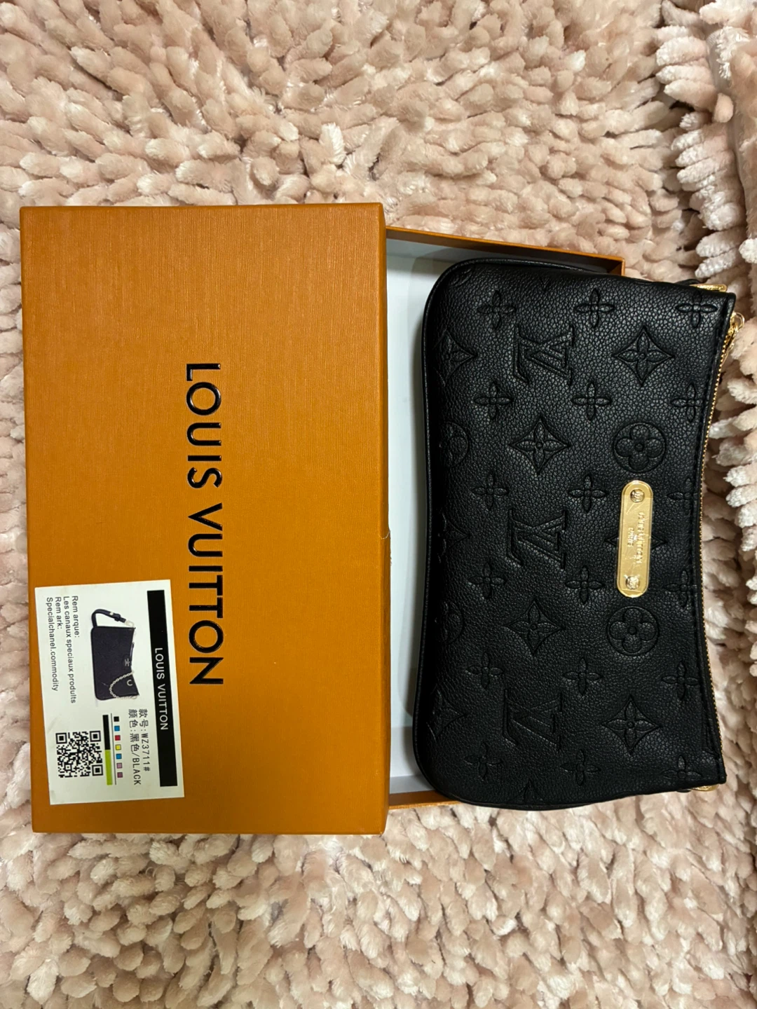 Louis Vuitton Pouch - Black - photo 2