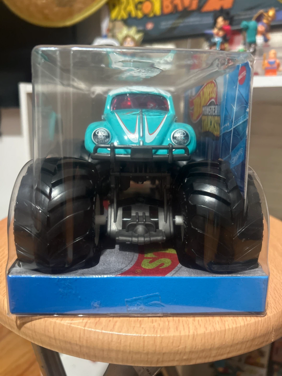 Hot Wheels Monster Trucks Oversized Volkswagen Beetle - photo 2
