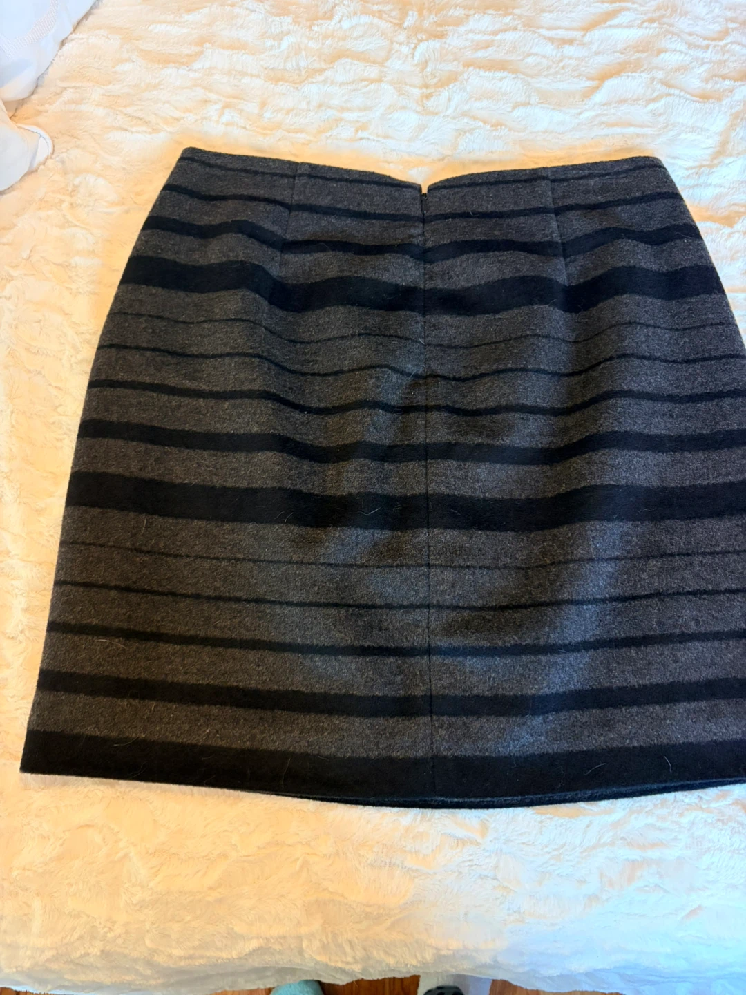 Banana Republic Striped Wool Blend Mini Skirt Size 6 - photo 2
