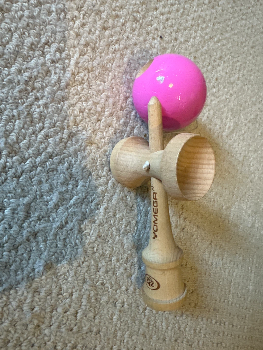 Yomega Kendama Pink Ball