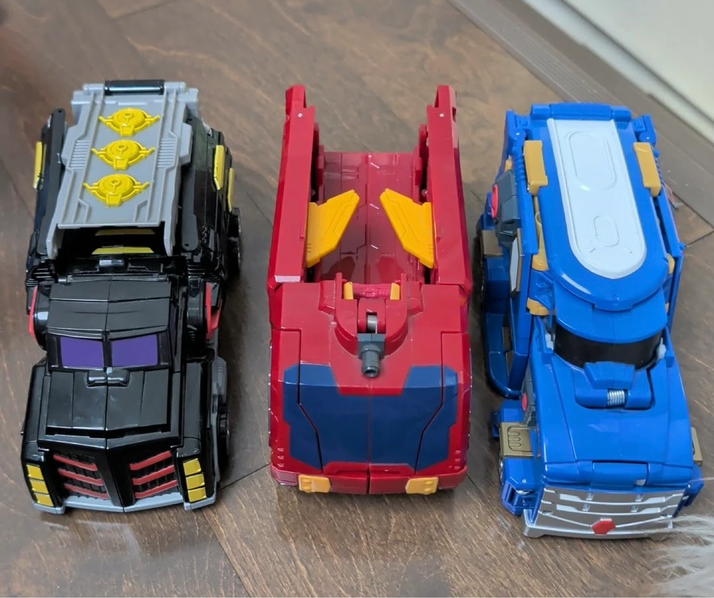 MECARD Three Transforming Robot Toy Vehicles