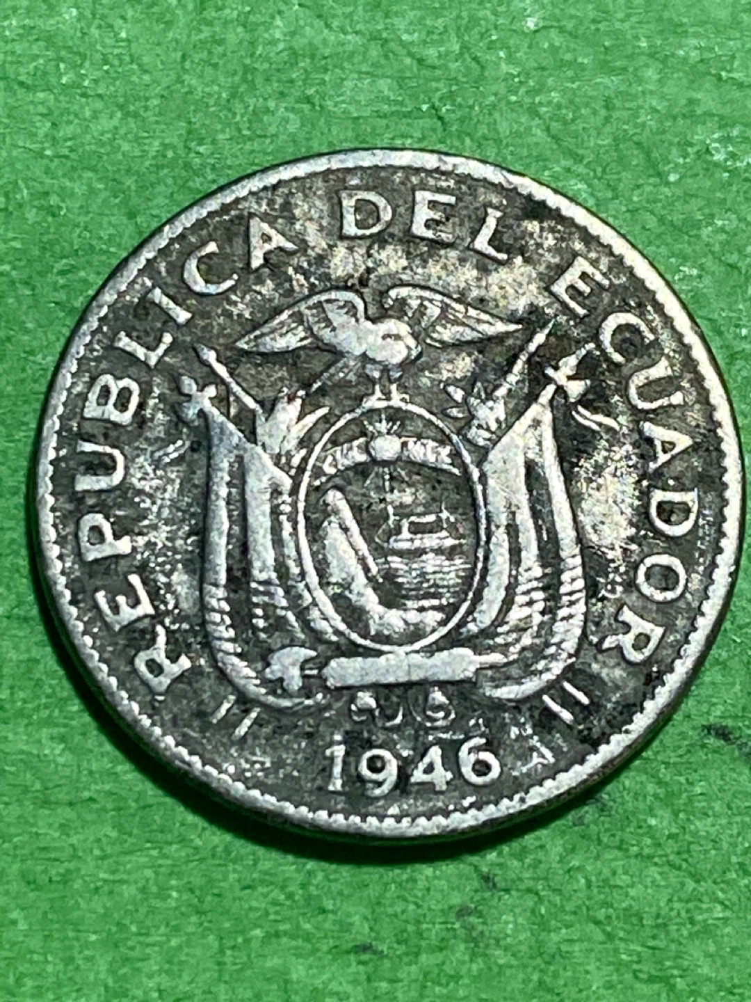 1946 Ecuador 20 Centavos Coin