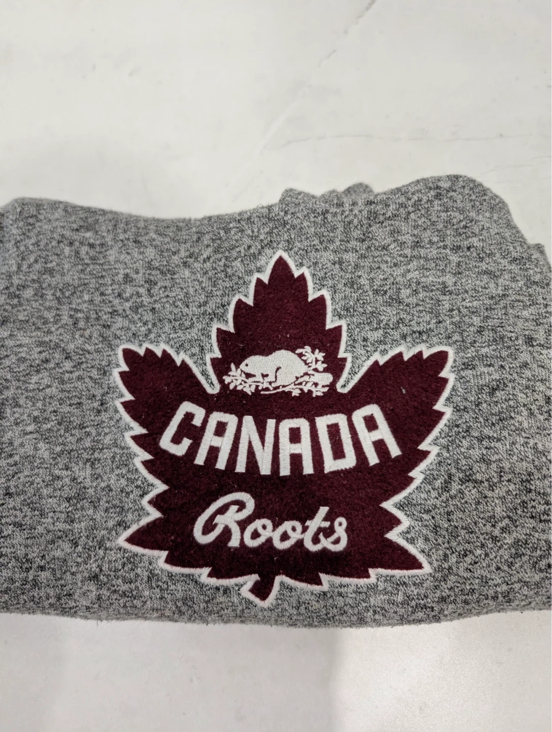 Roots Kids Hoodie - Size 5T - photo 3