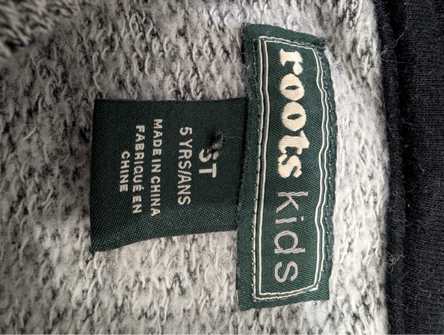Roots Kids Hoodie - Size 5T - photo 4