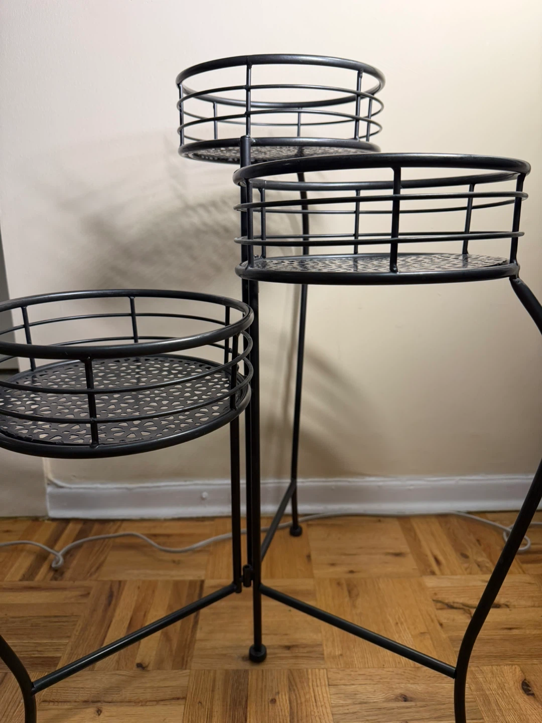 Plant Stand - photo 4