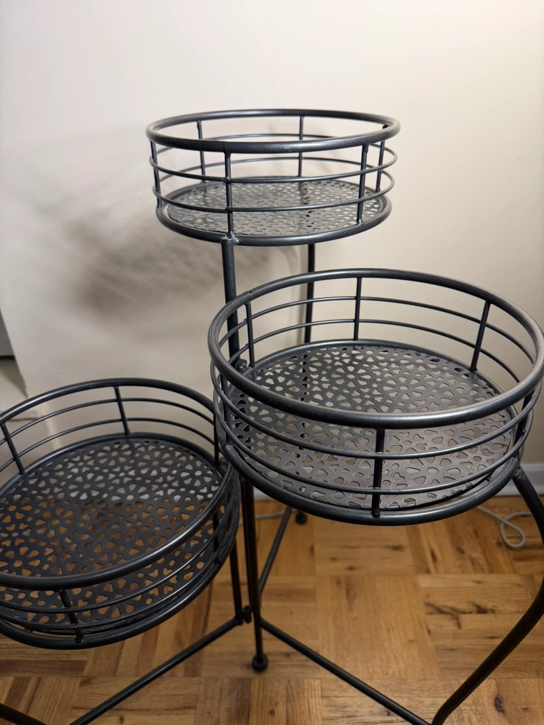 Plant Stand - photo 5