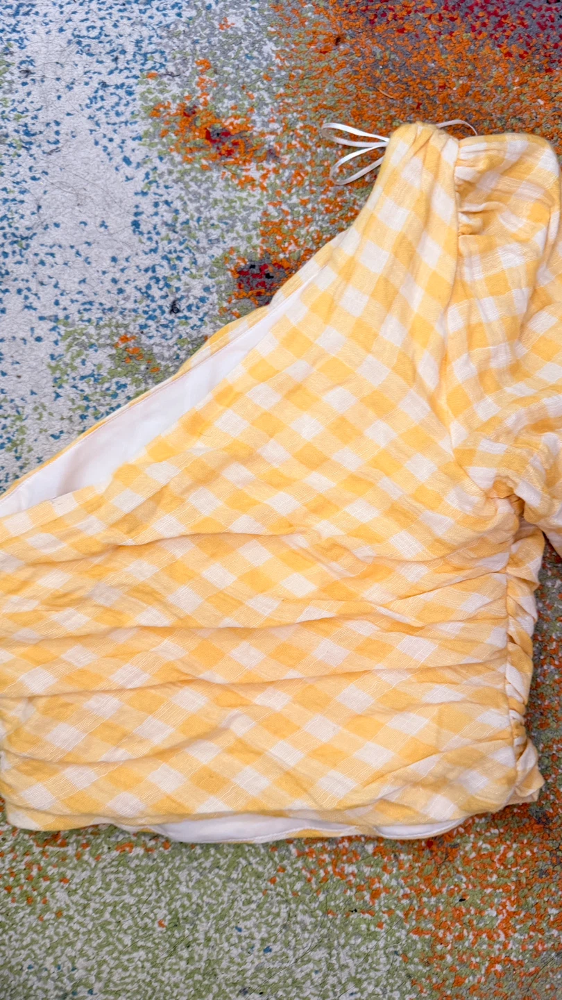 Brand new Yellow One Shoulder Top size S - photo 2
