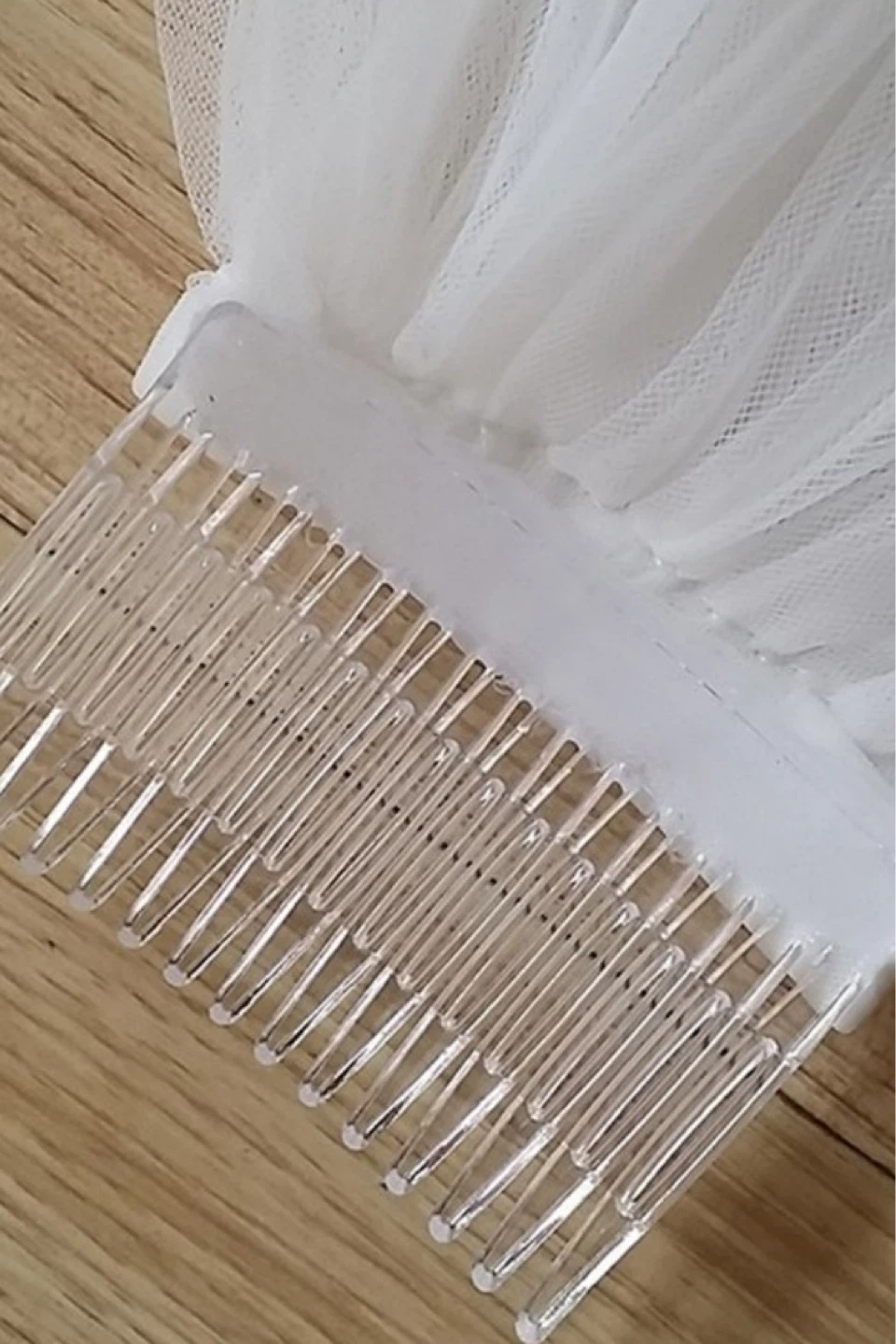 White Bridal Veil with Comb - photo 4