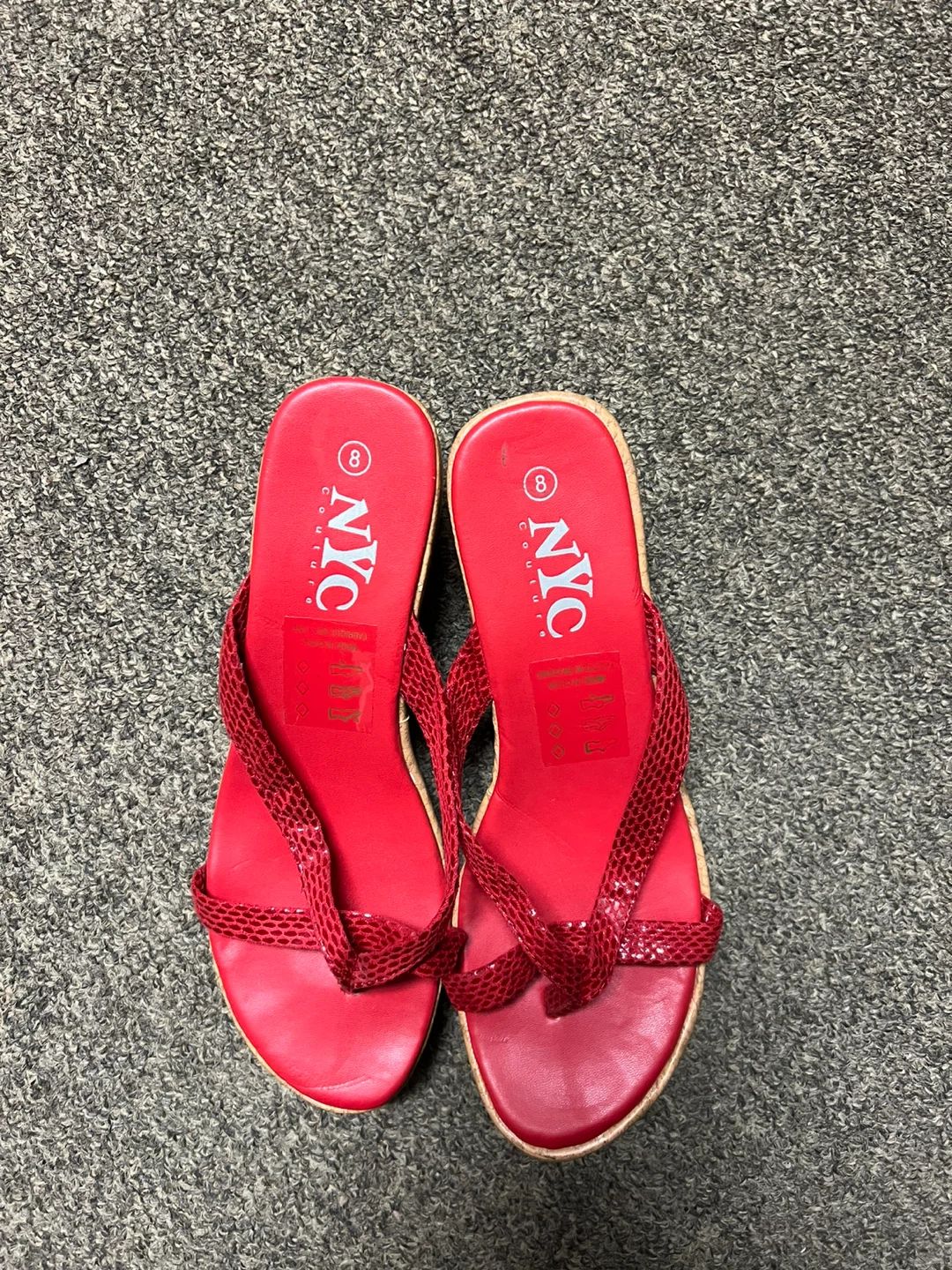 NYC Boutique Red Wedge Sandals Size 8 - photo 2