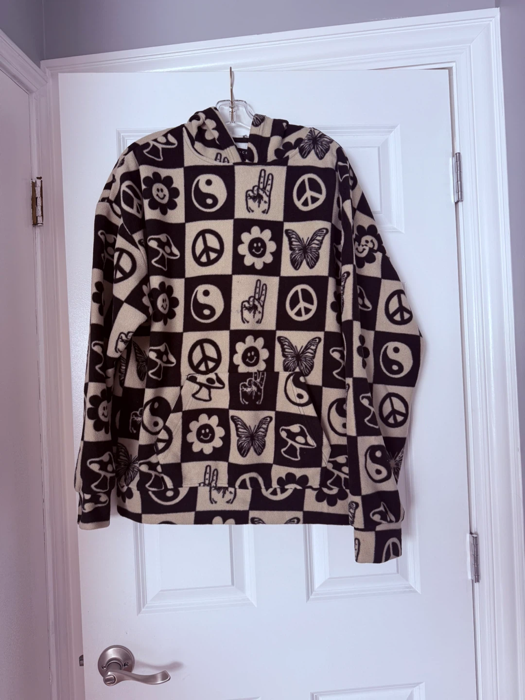 PAC Sun  hoodie with Checkerboard Yin Yang & Butterfly Print - photo 2