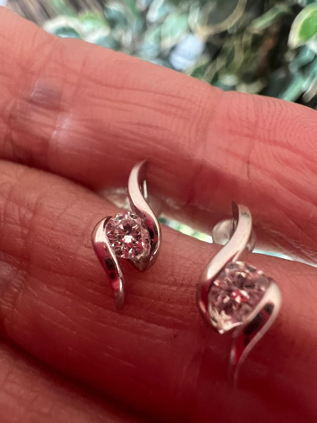 14 k Swirl Earrings with diamonds