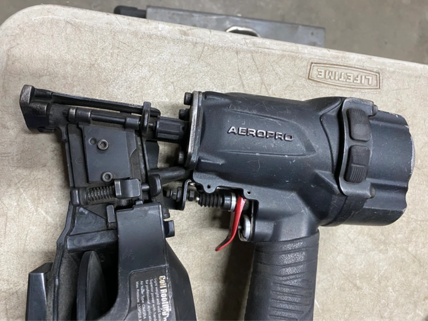 1-3/4” coil roofing nailer - photo 3