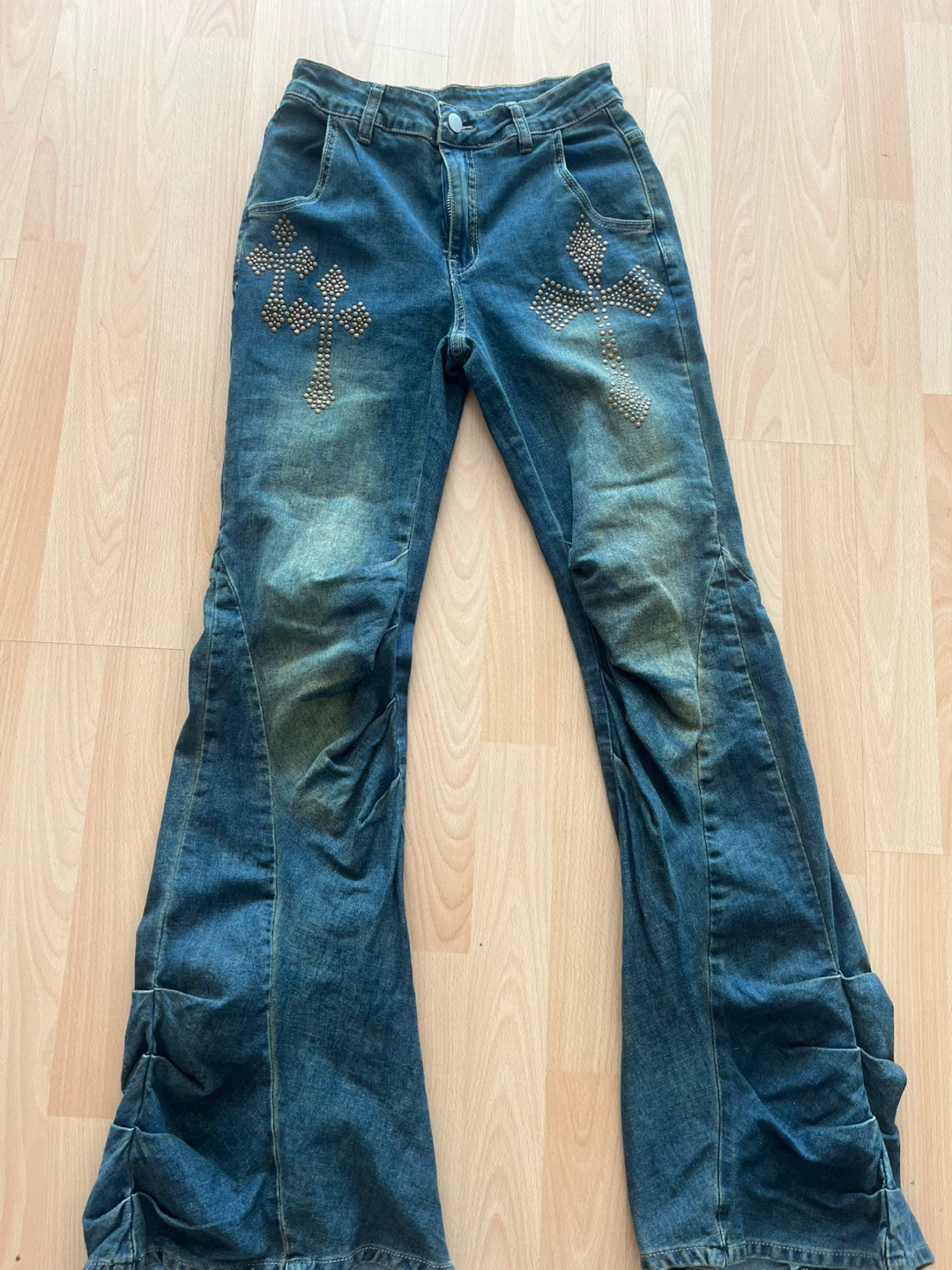 y2k alternative flared jeans