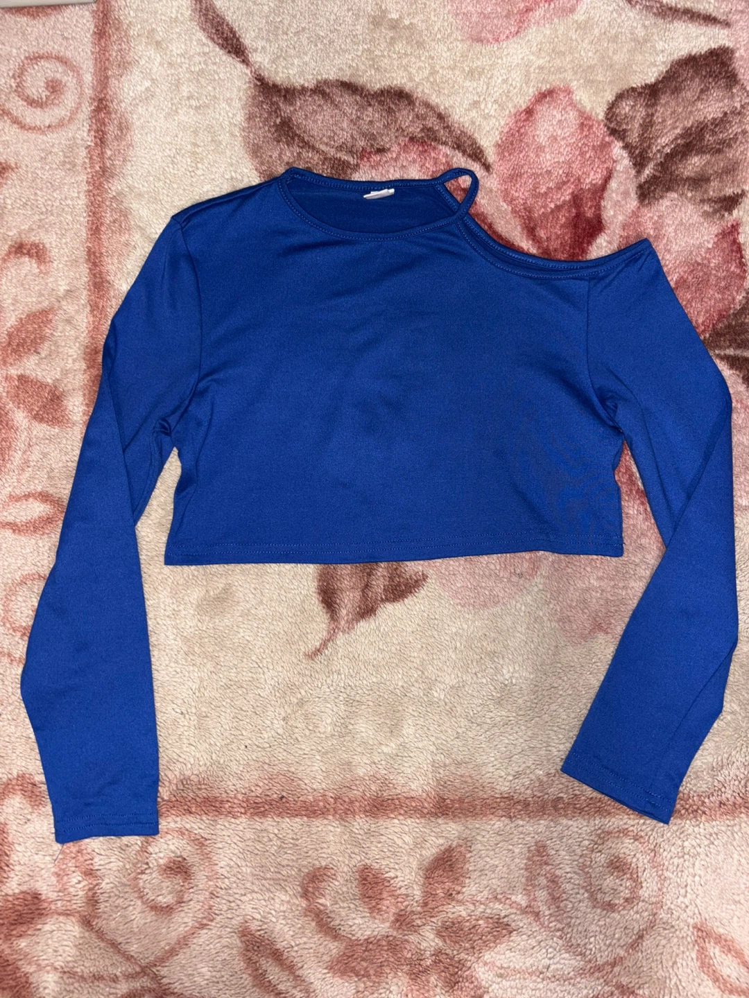 SHEIN kids Blue One-Shoulder Long Sleeve Crop Top
