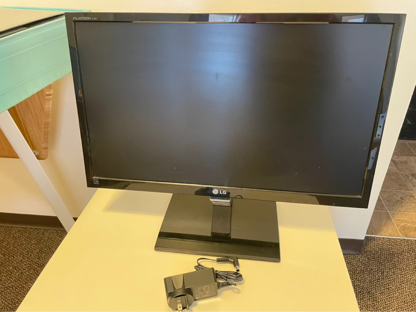 LG Monitor