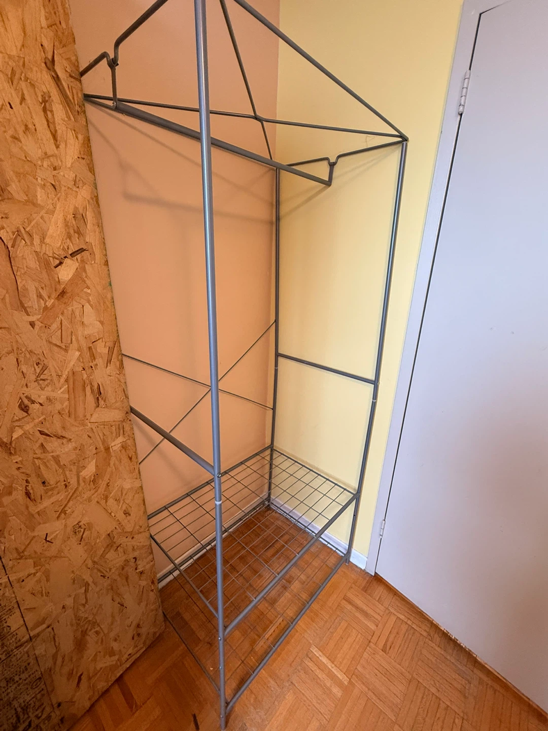 Metal Garment Rack with Shelf