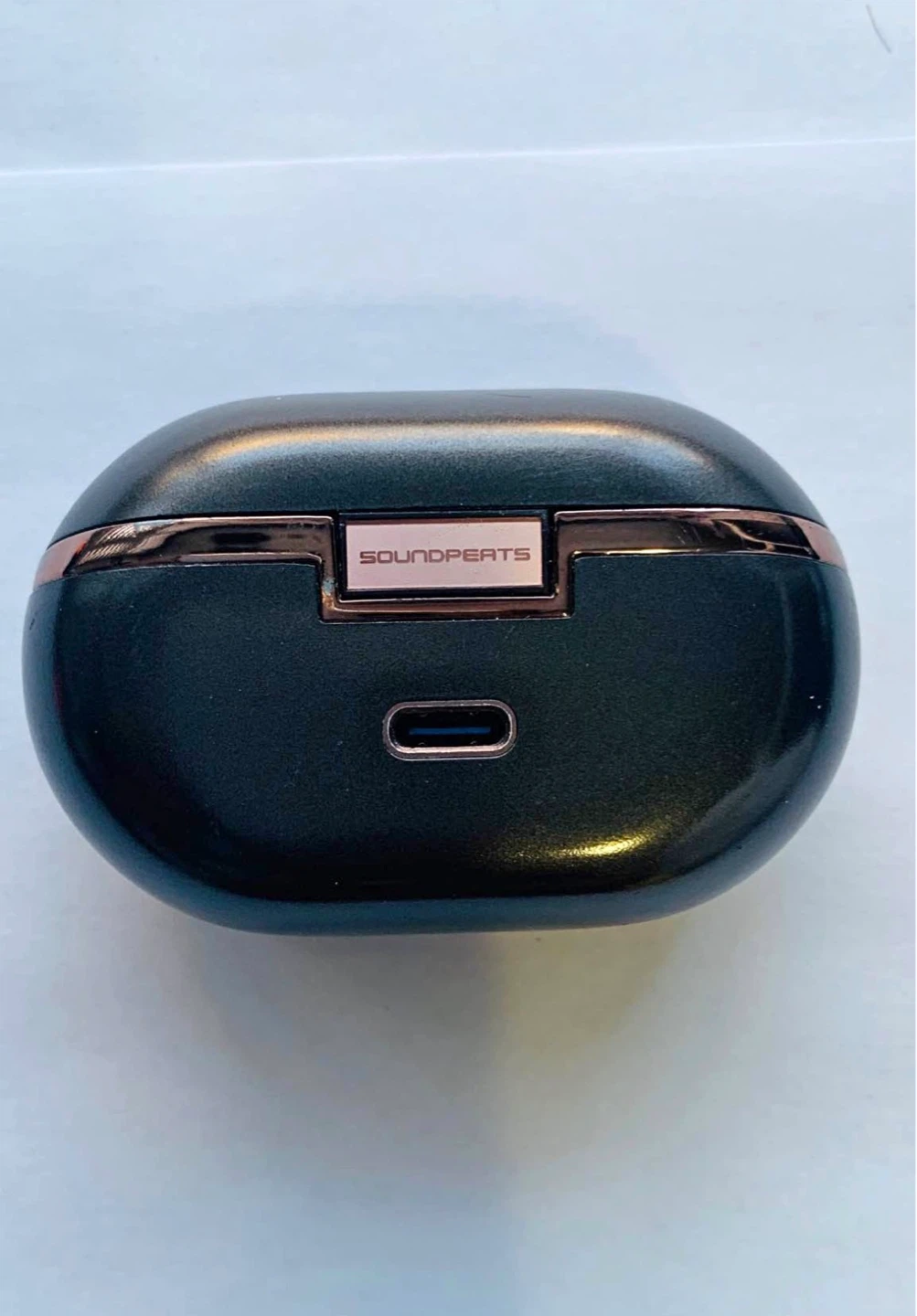 SOUNDPEATS Wireless Earbud Charging Case