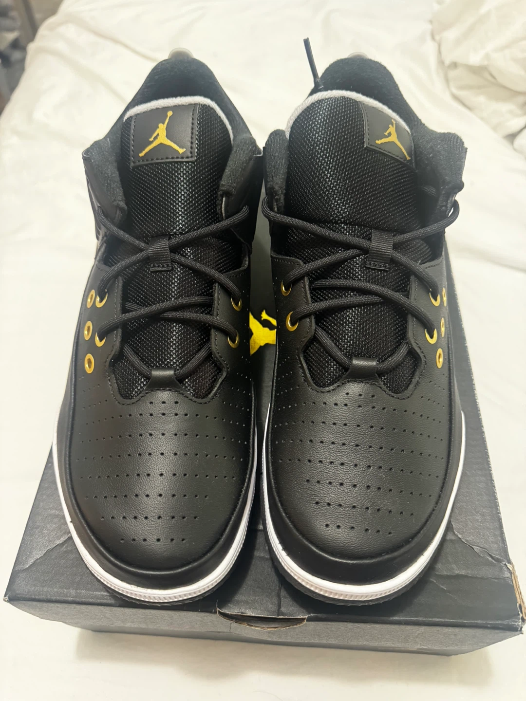 Nike Jordan Shoes Max Aura 5. Size 9 men’s. Brand new with box - photo 2