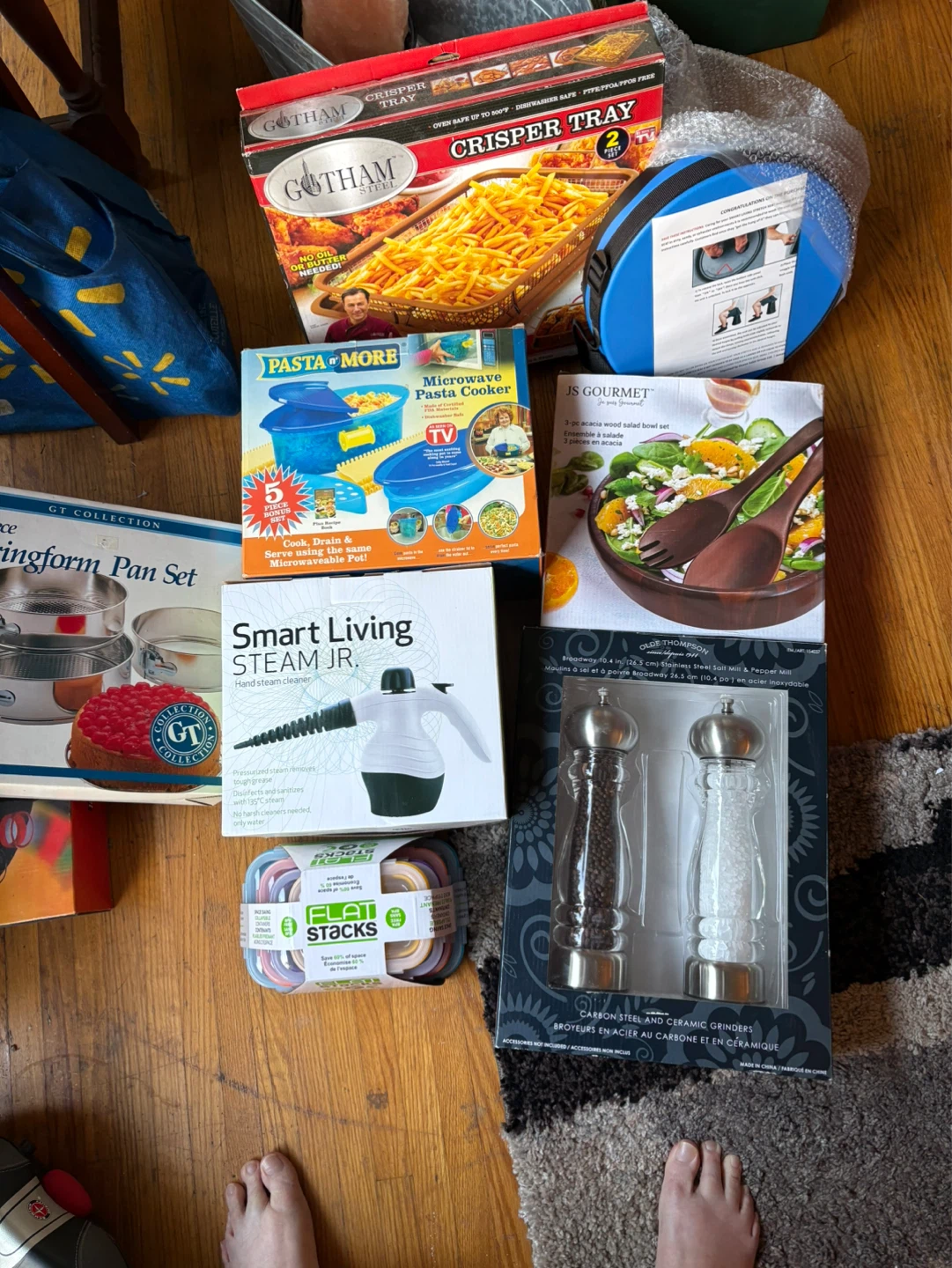 Gotham Steel Crisper Tray & Smart Living Steam Jr.