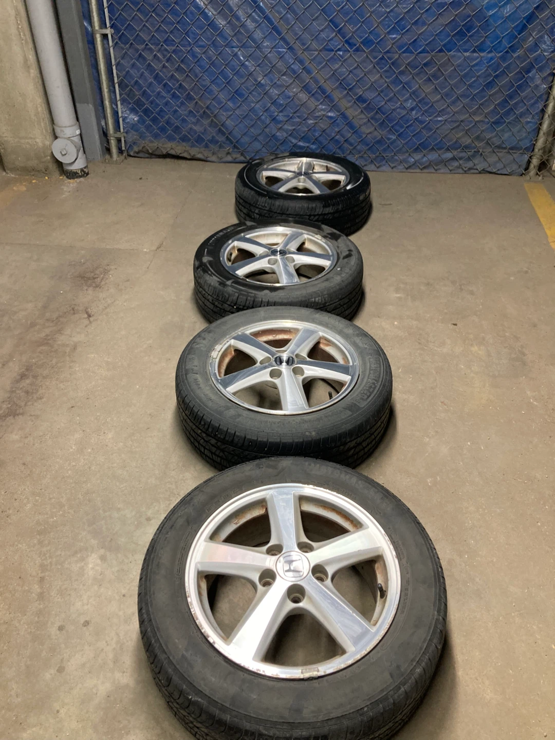 Honda OEM Alloy Wheels with Tires 205/60R16
