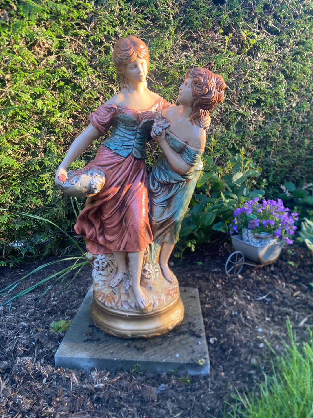 Vintage large Plaster sculpture called Two Sisters - photo 3