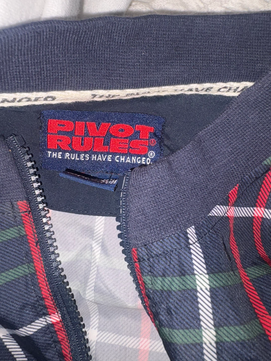 Road Kill Cafe Windproof Jacket Windsor, Ontario Canada - photo 2