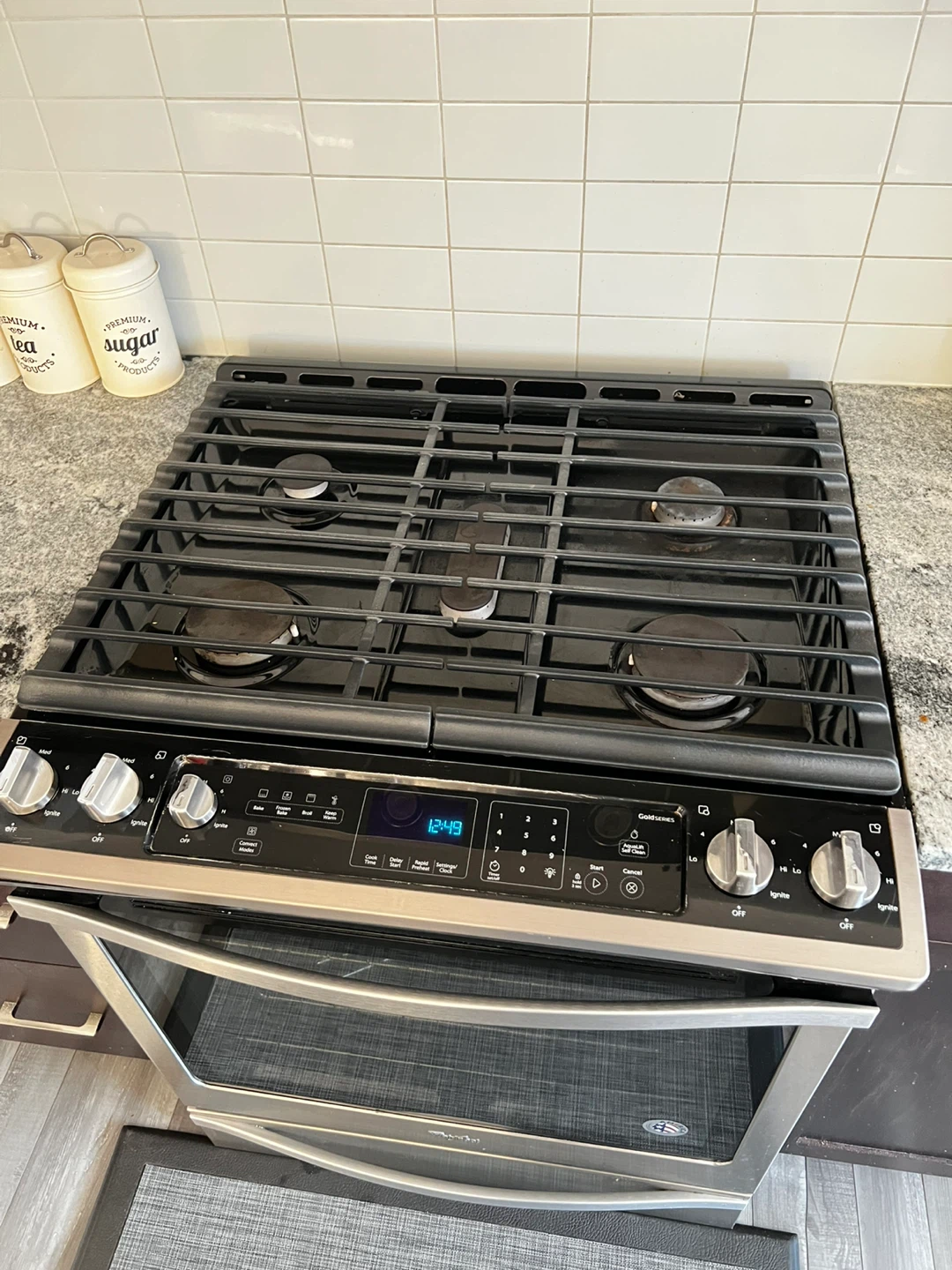 Whirlpool Gas Range with Oven