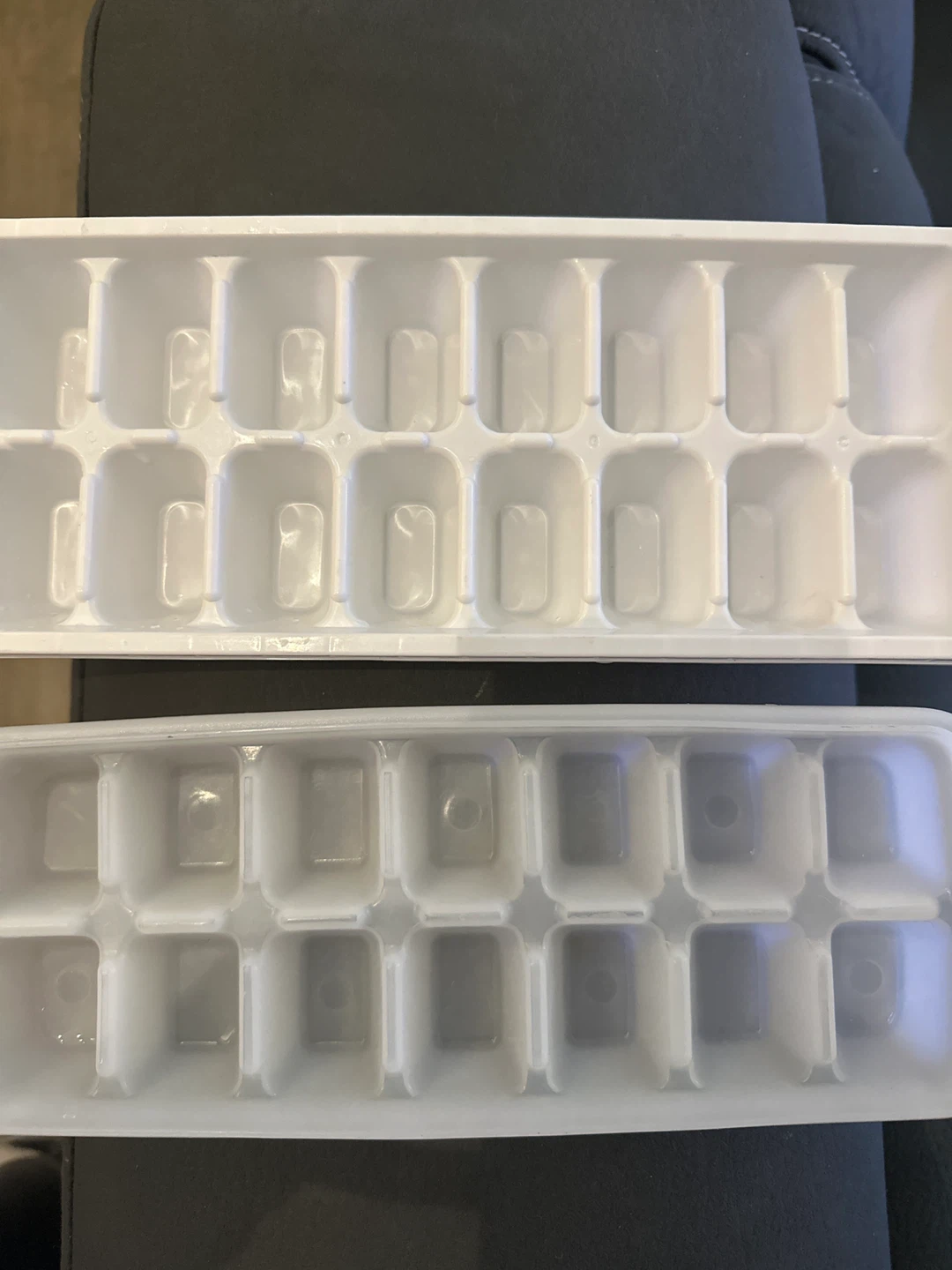 Ice Cube Trays (2 Pack)