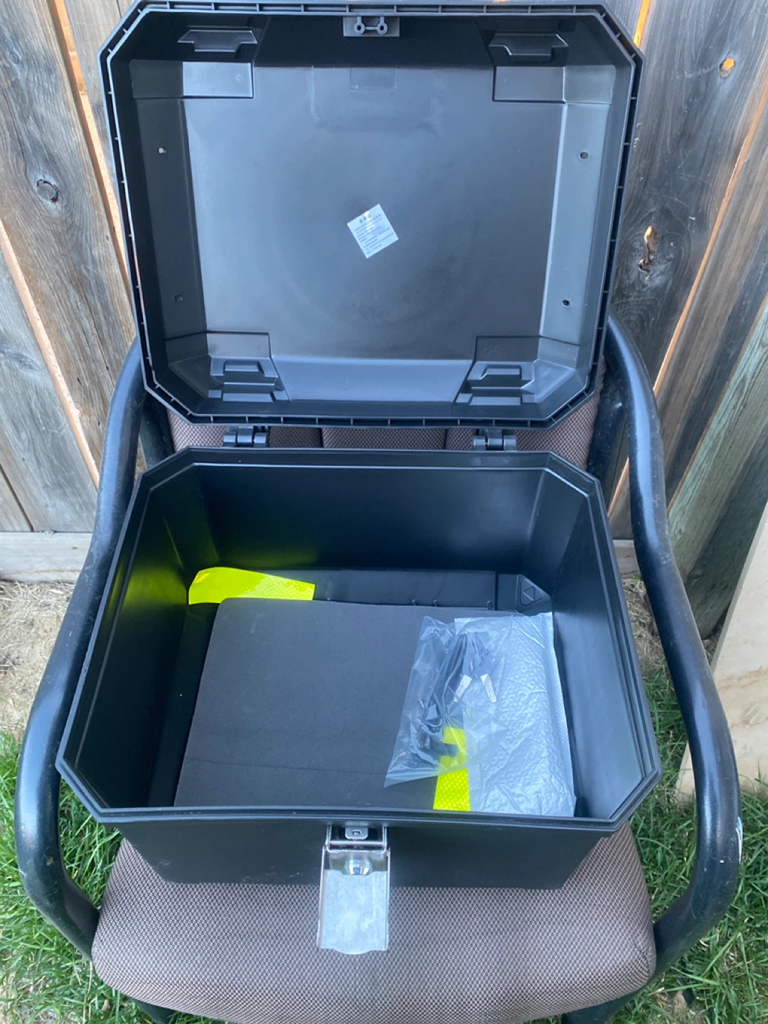 Motorcycle Tail Box Storage Trunk - photo 3
